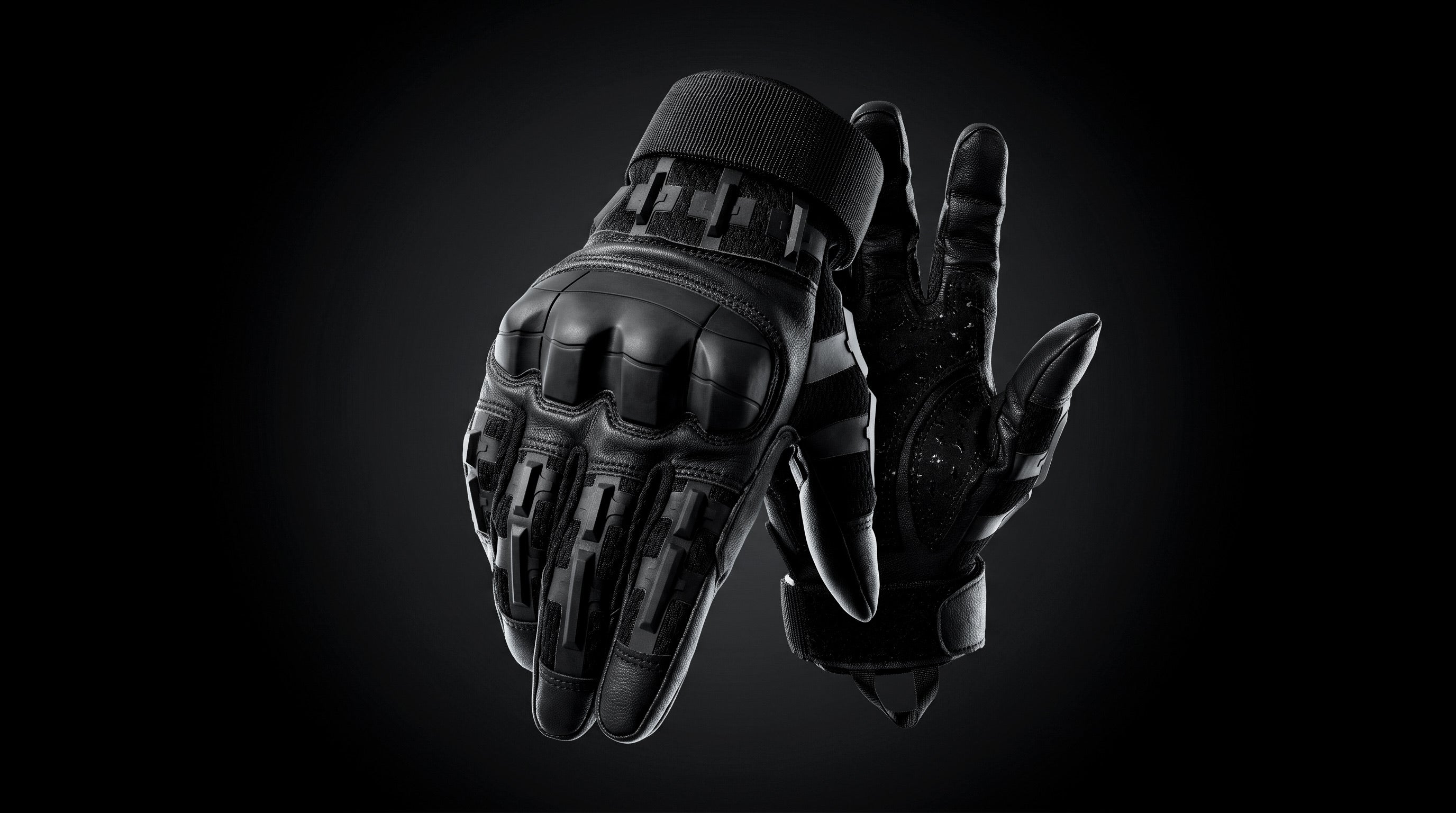 MVPTOO B36 motorcycle glove front and palm studio angle